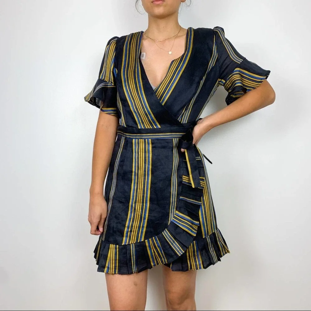 Honeypunch Lulus Black Striped Short Sleeve Ruffle Wrap Mini Dress Size Medium - Picture 13 of 13